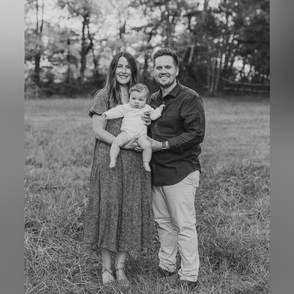 Meet your Posher, Amanda - Picture 3 of 3